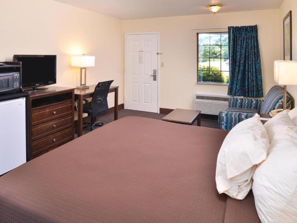 Americas Best Value Inn - Batesville Kültér fotó